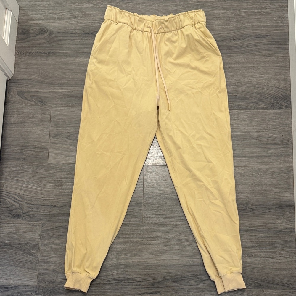 Lululemon Women’s Drawstring Joggers